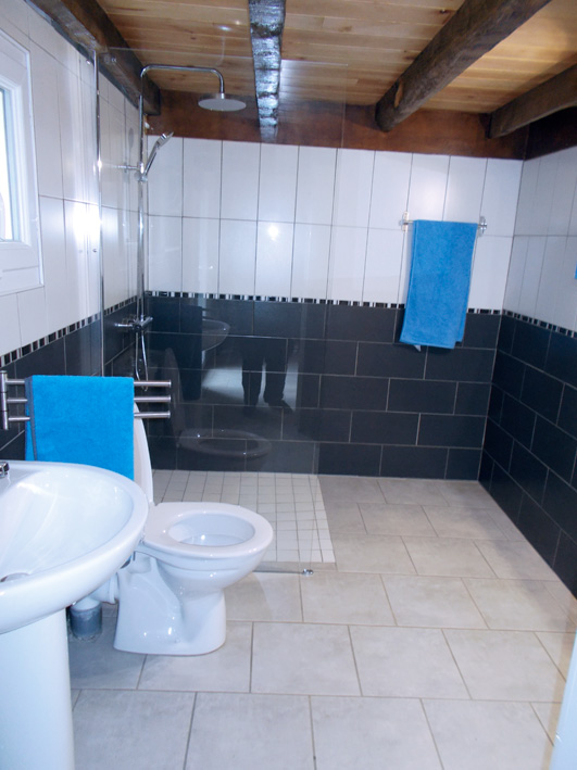 la salle de bain gite Eskitza